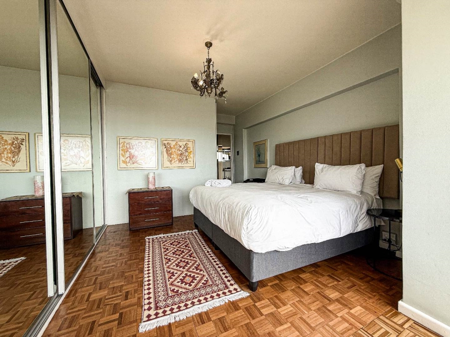 2 Bedroom Property for Sale in Green Point Western Cape